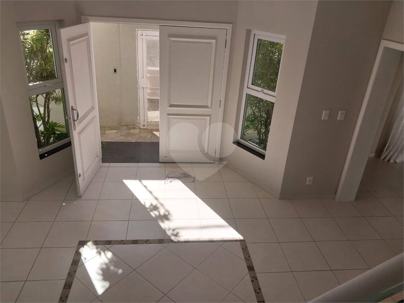 Casa à venda com 4 suítes em Vila Oliveira, Mogi das Cruzes, SP