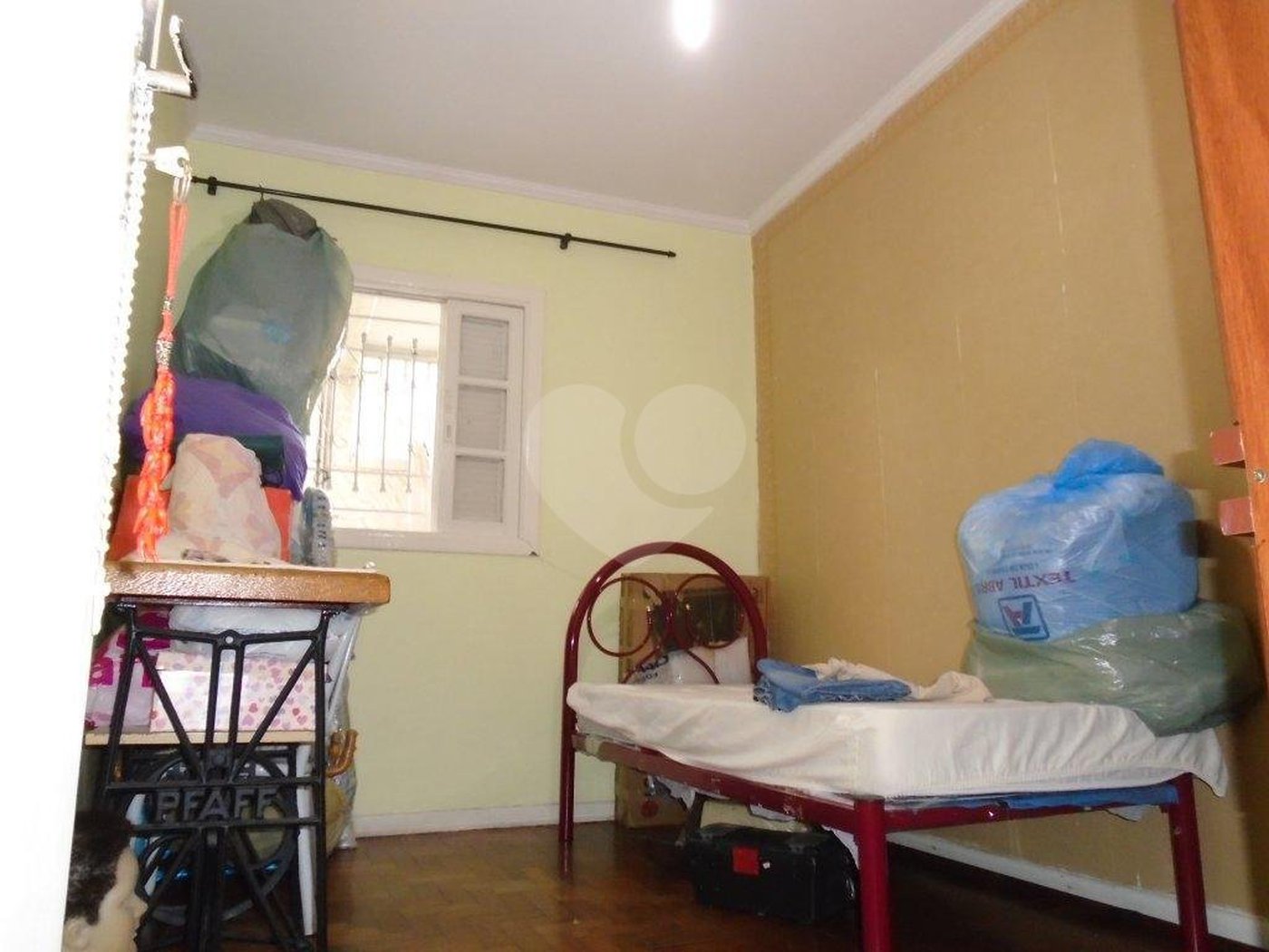 Casa à venda com 4 quartos no condomínio Travessa Catarina Vazem,21, São Paulo - SP
