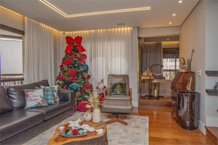 Apartamento à venda com 4 quartos, sendo 3 suítes, em Perdizes, São Paulo, SP