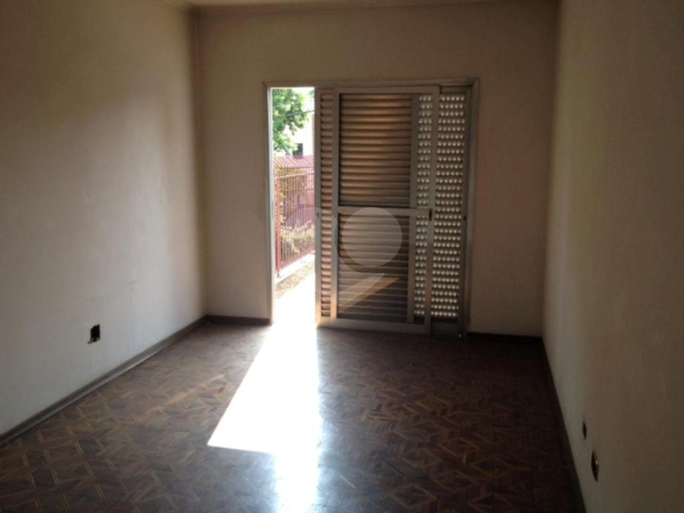 Sobrado à venda com 4 quartos, sendo 2 suítes, em Vila Madalena, São Paulo, SP