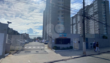 Apartamento à venda com 2 quartos, sendo 1 suíte,  em Jardim Itamarati, Poá, SP