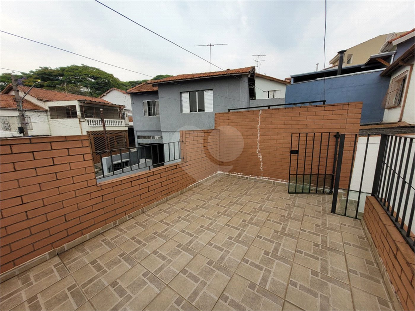 Sobrado à venda com 2 quartos em Jardim Mangalot, São Paulo, SP