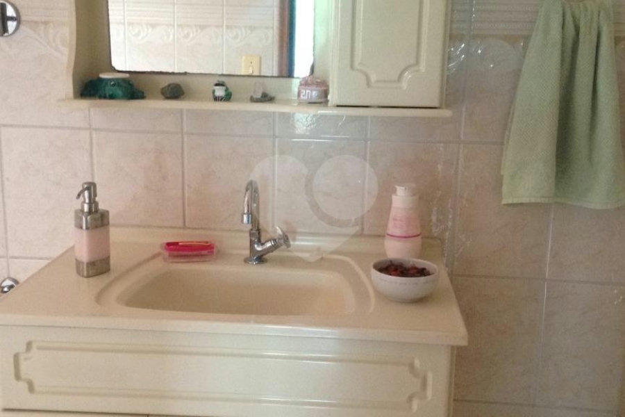 Sobrado à venda com 4 quartos, sendo 1 suíte, em Limão, São Paulo, SP