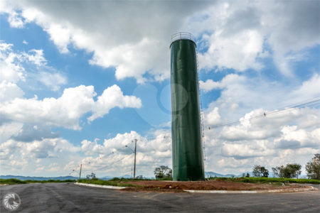Terrenos a partir 300 metros em condomínio fechado e pronto para construir, aceita financiamento