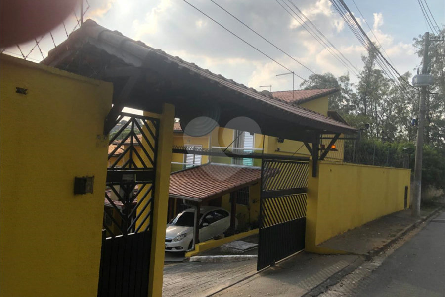 Casa à venda com 2 quartos no condomínio Residencial Armênia, Ferraz de Vasconcelos - SP