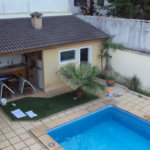 SOBRADO MARAVILHOSO A VENDA NO JARDIM FLORESTA (TREMEMBÉ) - 4 SUÍTES, PISCINA E 6 VAGAS DE GARAGEM
