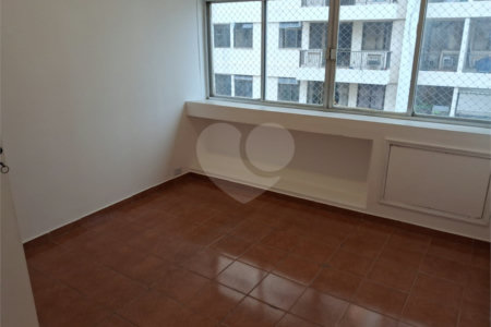 Apartamento à venda com 2 quartos em Praça da Bandeira, Rio de Janeiro, RJ