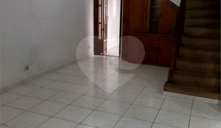 Sobrado à venda com 2 quartos em Santana, São Paulo, SP