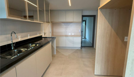 Apartamento para alugar com 4 suítes em Jardim Fonte do Morumbi, São Paulo, SP