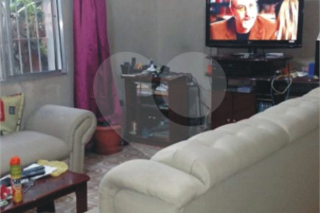 Casa à venda com 3 quartos, sendo 1 suíte, em Santa Teresinha, São Paulo, SP