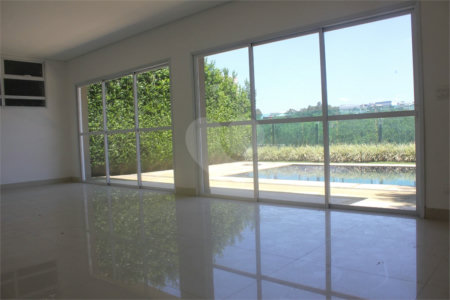 Casa à venda ou para alugar com 4 suítes em Alphaville, Santana de Parnaíba, SP