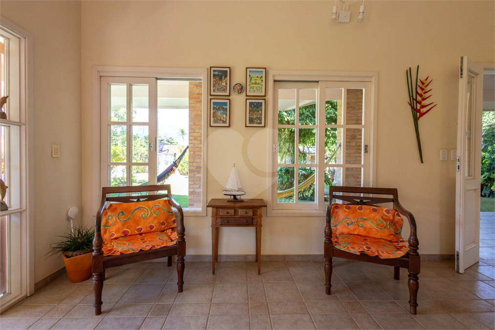 Casa à venda com 6 quartos, sendo 4 suítes, em Barequeçaba, São Sebastião, SP