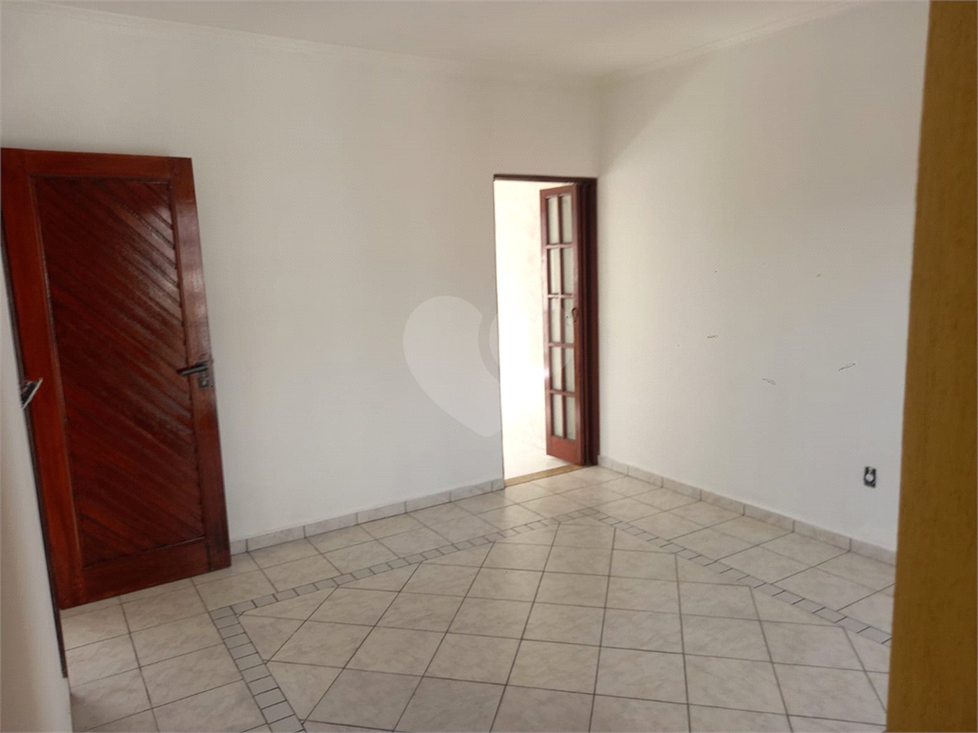 Casa à venda com 3 quartos, sendo 1 suíte, em Cidade Jardim, Sorocaba, SP