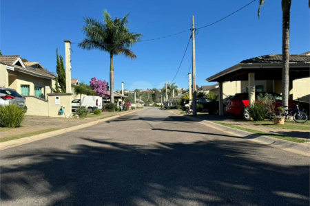 Casa à venda com 3 quartos, sendo 1 suíte, em Jardim Santa Bárbara, Atibaia, SP