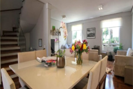 Casa à venda com 3 suítes no condomínio Palma de Mallorca Private Houses, São Paulo - SP