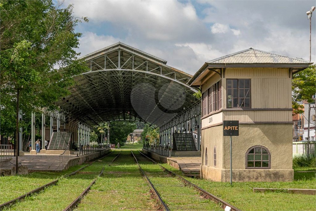 Terreno à venda com 1 suíte no condomínio Picollo Villaggio, Louveira - SP