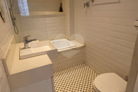 Cobertura à venda com 3 quartos em Vila Romana, São Paulo, SP