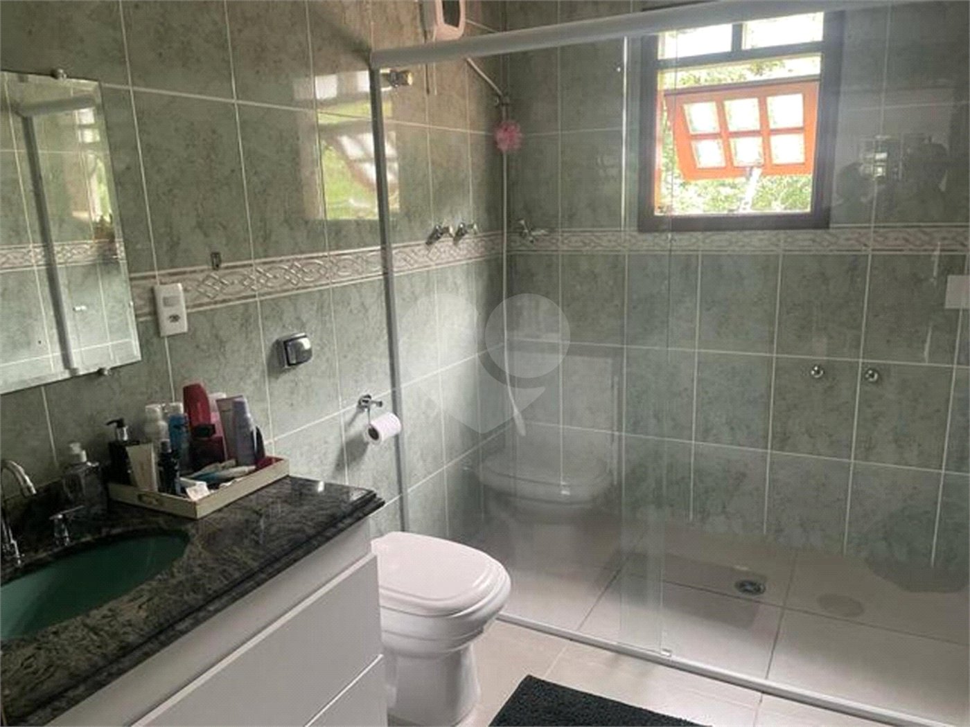 Casa à venda com 3 quartos, sendo 1 suíte, no condomínio Clube de Campo Mairiporã, Mairiporã - SP