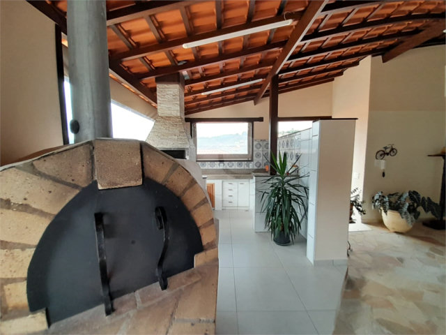 Casa à venda com 3 quartos, sendo 1 suíte,  em Área Rural de Serra Negra, Serra Negra, SP