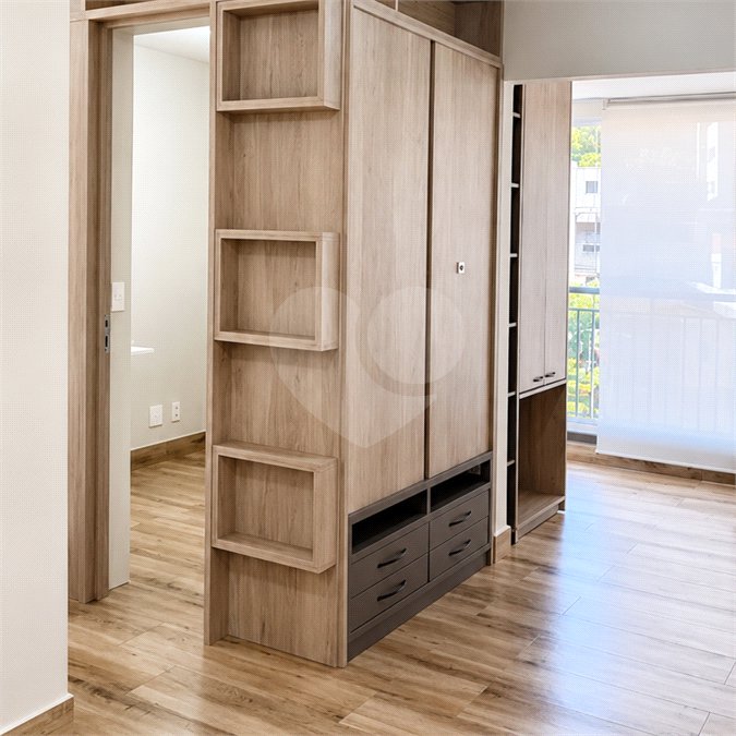 Apartamento à venda com 3 quartos, sendo 1 suíte, em Vila Pompéia, São Paulo, SP