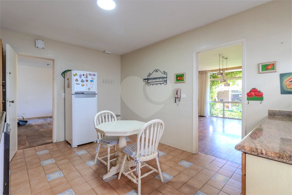Casa Térrea à venda com 4 quartos, sendo 1 suíte, em Brooklin, São Paulo, SP
