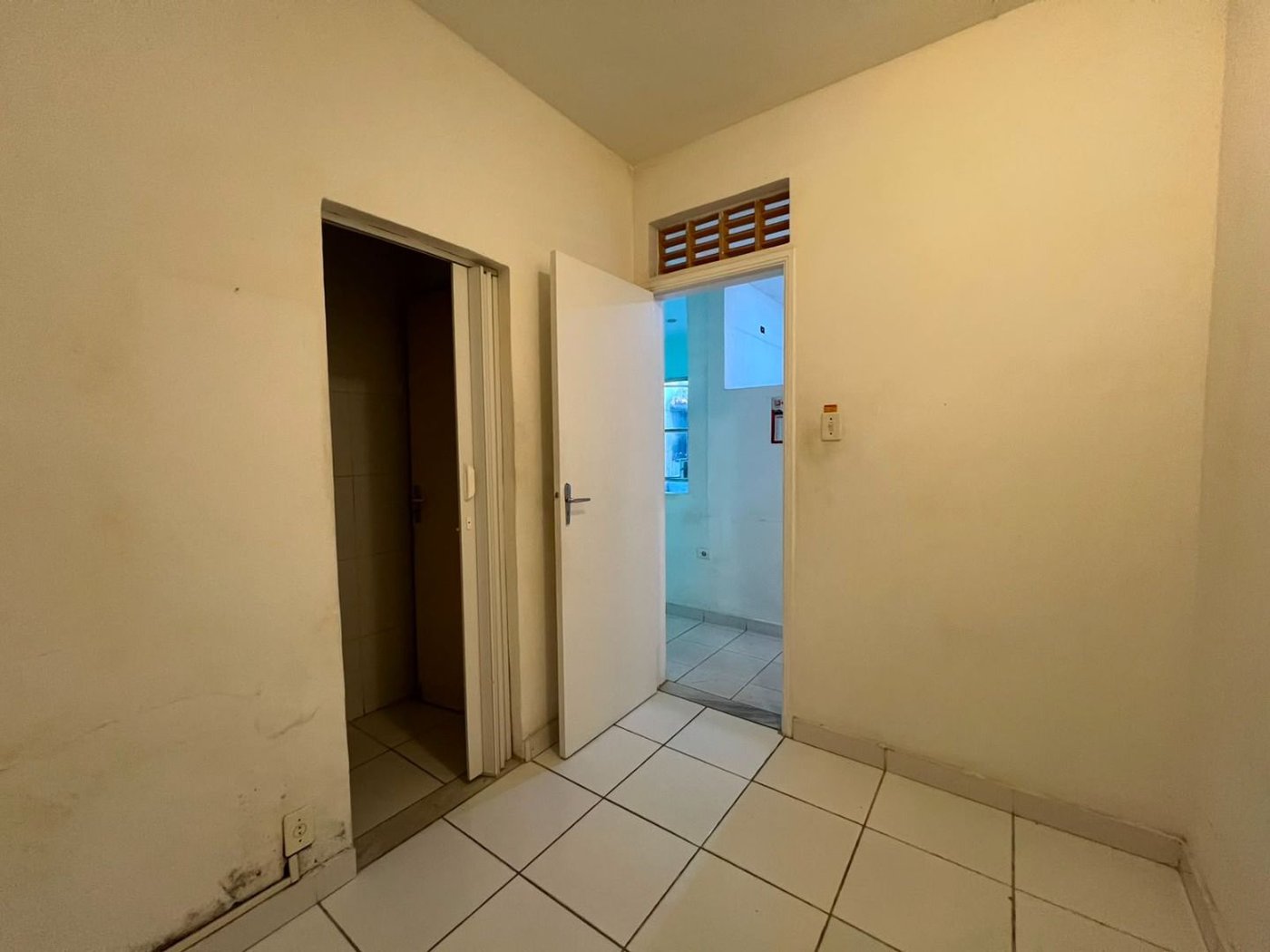 Casa para alugar, 305 m² por R$ 31.379,07 - Boqueirão - Santos/SP