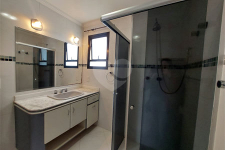 Apartamento à venda com 3 quartos, sendo 1 suíte, em Parque São Domingos, São Paulo, SP
