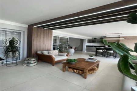 Apartamento à venda com 4 quartos, sendo 3 suítes, em Vila Regente Feijó, São Paulo, SP
