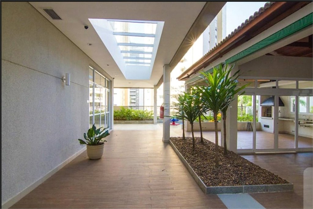 Apartamento à venda com 2 suítes em Vila Andrade, São Paulo, SP