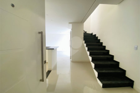 Apartamento à venda com 3 quartos, sendo 1 suíte, em Baeta Neves, São Bernardo do Campo, SP