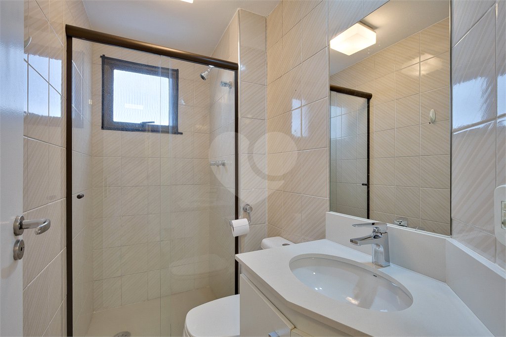 Apartamento à venda com 3 quartos, sendo 1 suíte, em Alto da Boa Vista, São Paulo, SP
