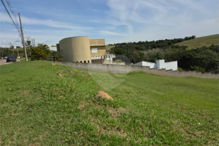 Terreno à venda no condomínio Village Ipanema 1, Araçoiaba da Serra - SP
