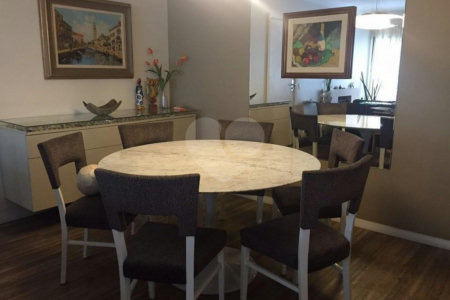 Apartamento à venda com 3 quartos, sendo 1 suíte,  em Vila Morumbi, São Paulo, SP