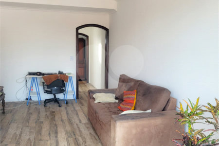 Sobrado à venda com 4 quartos, sendo 2 suítes,  em Vila Madalena, São Paulo, SP