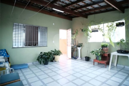 Casa na Rua Maria Angélica Franci