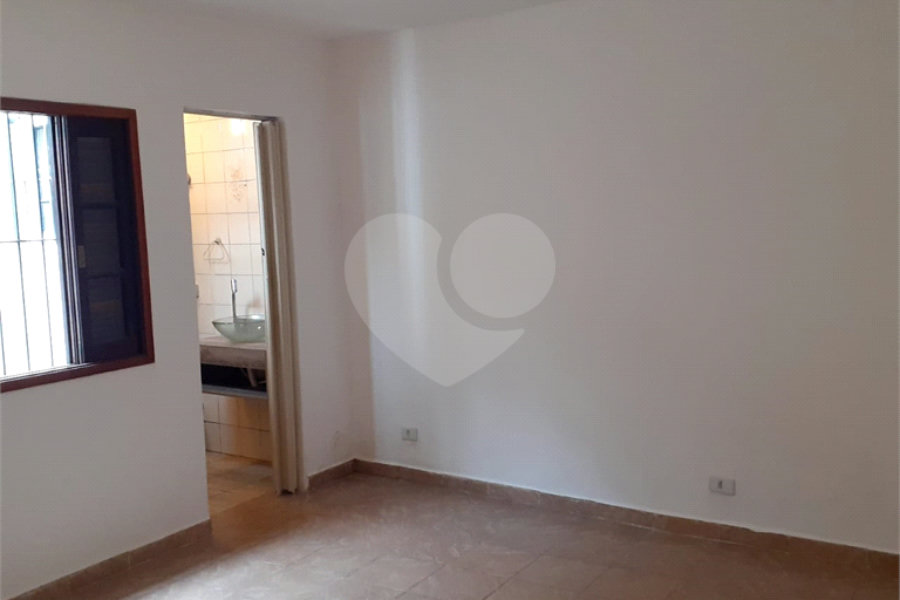Casa Térrea à venda com 3 quartos, sendo 1 suíte, em Santana, São Paulo, SP
