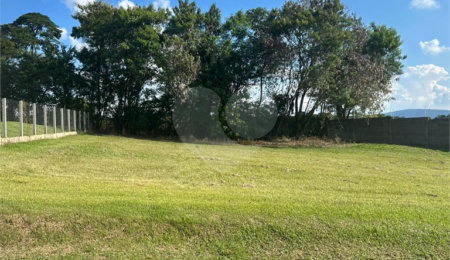 Terreno à venda no condomínio Vale do Lago, Sorocaba - SP