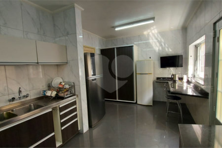 Casa à venda com 4 quartos, sendo 3 suítes, em Jardim Luzitânia, São Paulo, SP