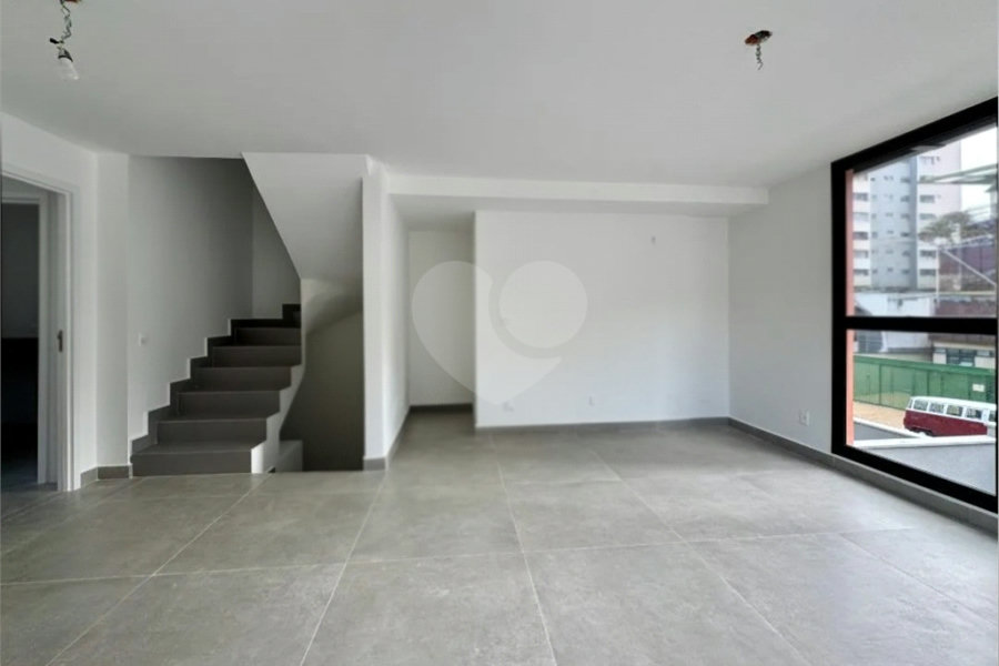 Casa à venda com 3 quartos, sendo 1 suíte, no condomínio : Cube XL Vila Madalena, São Paulo - SP