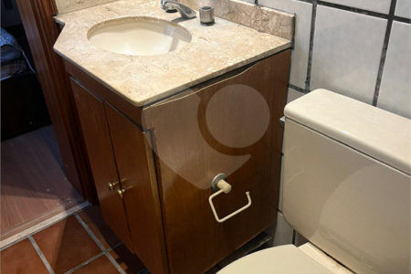 Apartamento à venda com 4 suítes em Vila Uberabinha, São Paulo, SP