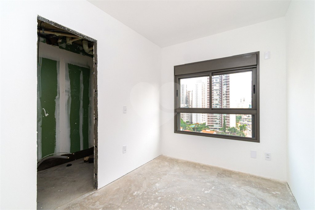 Apartamento à venda com 3 suítes em Brooklin, São Paulo, SP