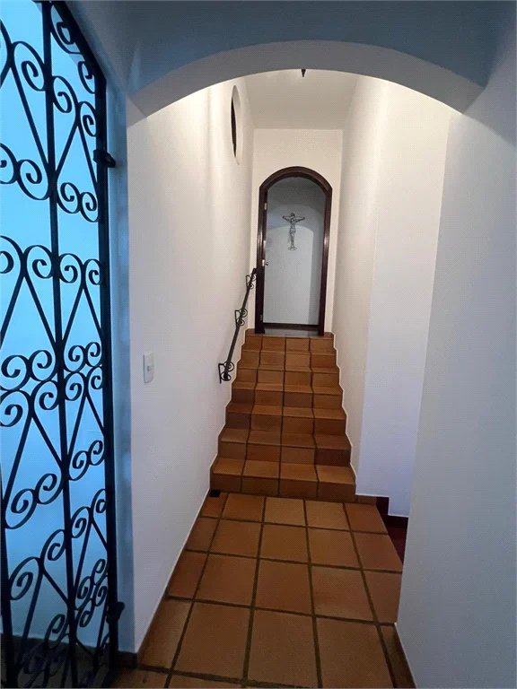 Casa à venda com 5 quartos, sendo 4 suítes, em Parque Maria Helena, São Paulo, SP