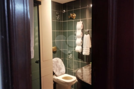 Apartamento à venda ou para alugar com 4 quartos, sendo 1 suíte,  em Vila Andrade, São Paulo, SP