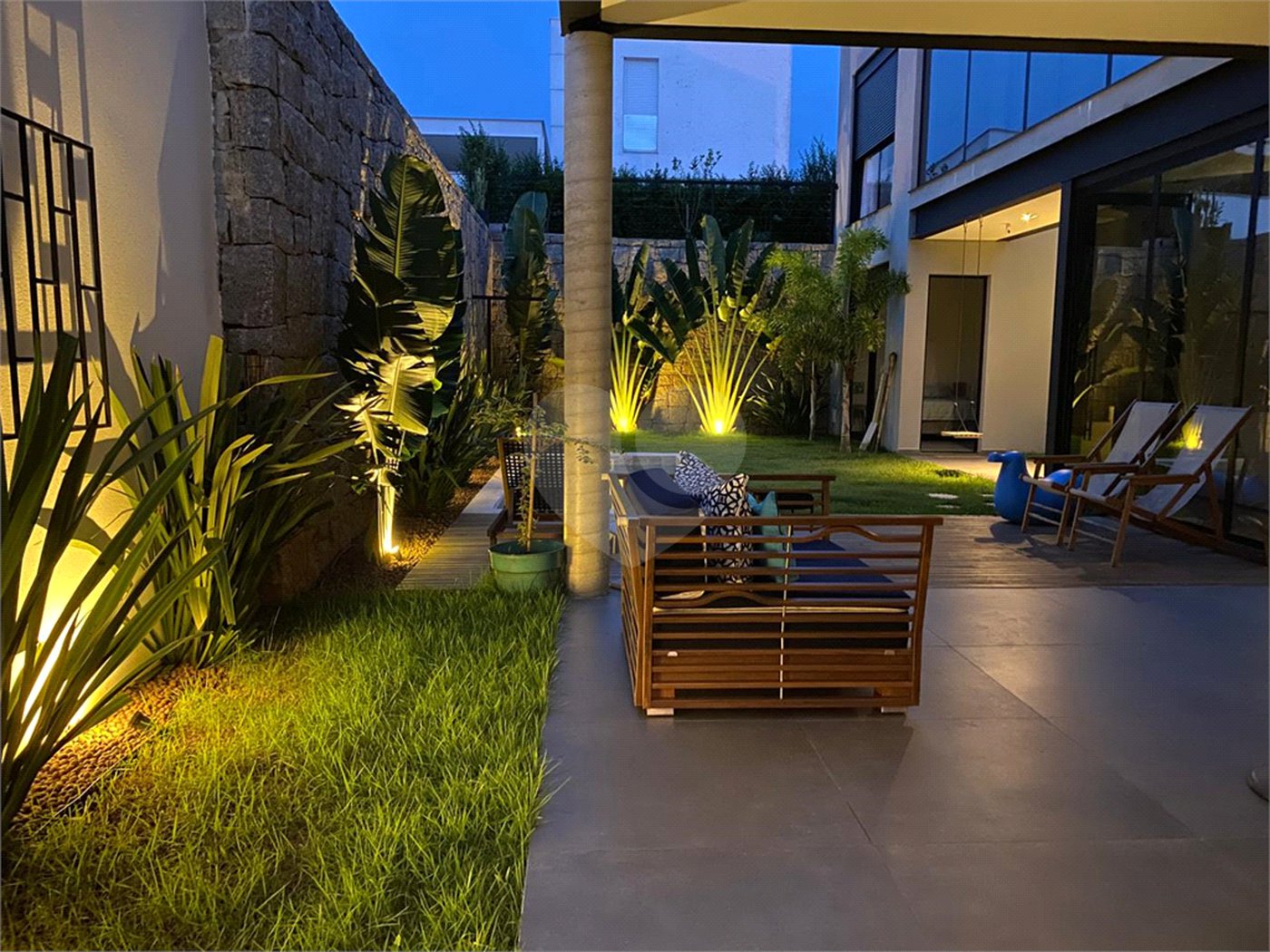 Casa à venda com 4 suítes no condomínio Villas do Golfe, Itu - SP