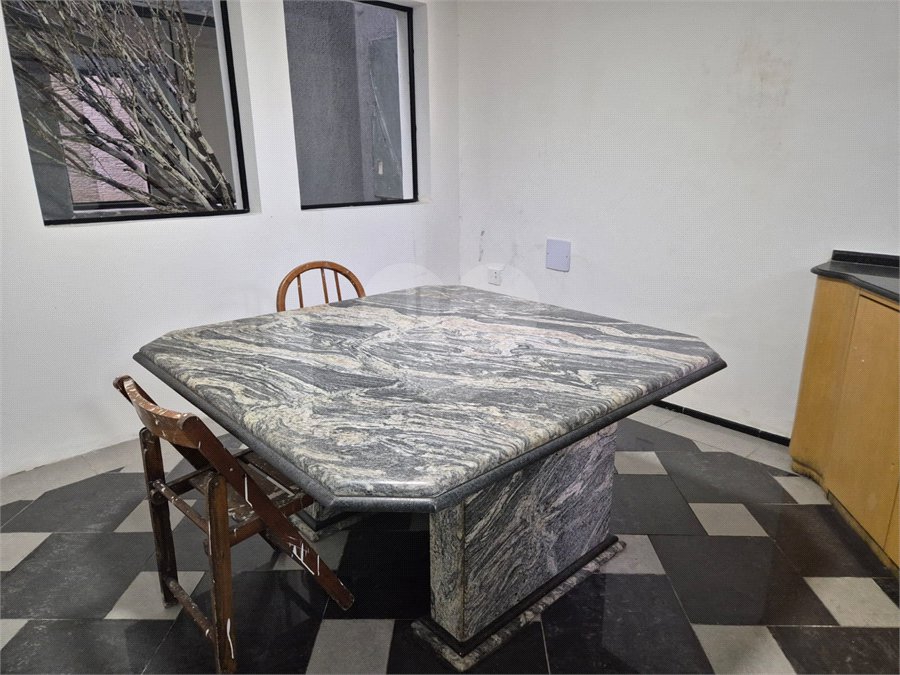 Sobrado à venda ou para alugar com 1 quarto em Saúde, São Paulo, SP