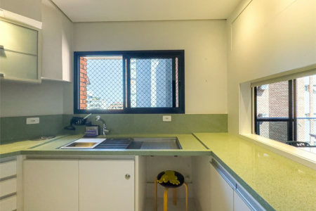 Apartamento à venda com 3 suítes em Sumarezinho, São Paulo, SP