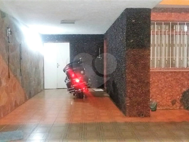 Casa Térrea à venda com 4 quartos, sendo 2 suítes,  em Parque Edu Chaves, São Paulo, SP