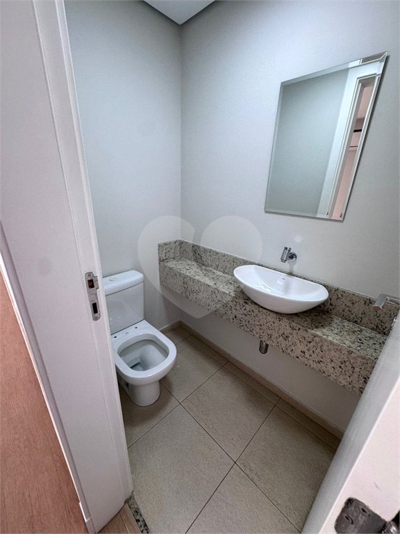 Apartamento para alugar com 3 quartos, sendo 1 suíte,  em Pinheiros, São Paulo, SP