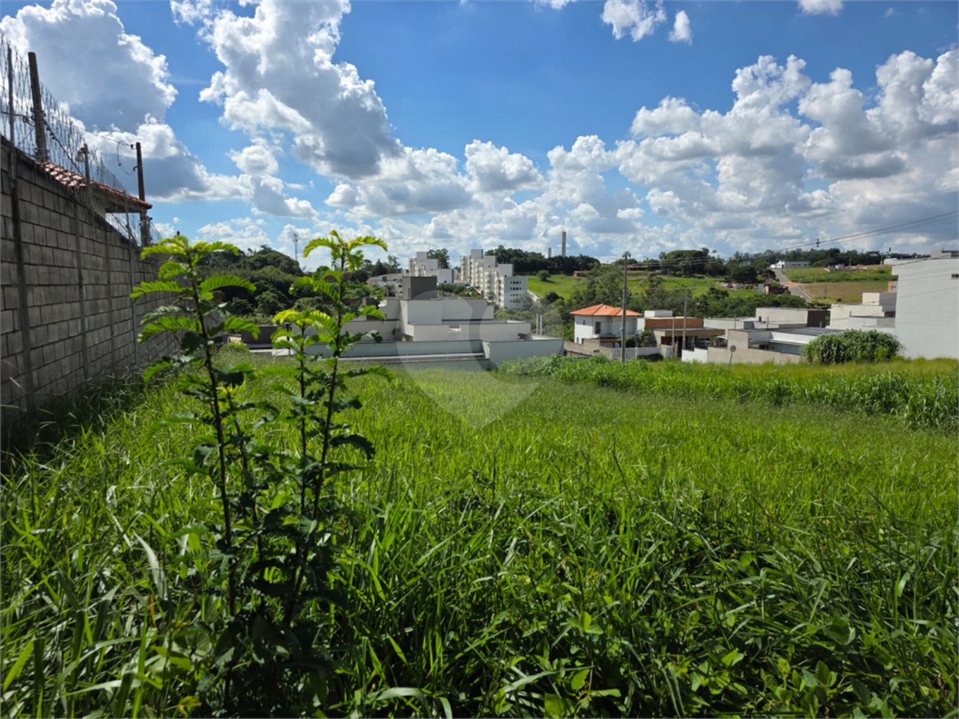 Terreno à venda com 1 suíte em Marambaia, Vinhedo, SP