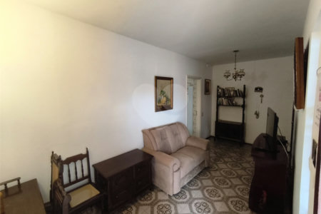 Casa à venda com 3 quartos, sendo 1 suíte, em Vila Ginez, Itapetininga, SP